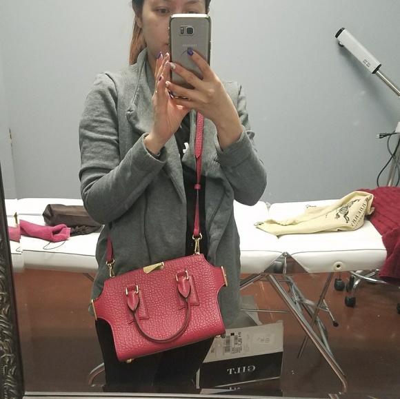 Small Burberry Clifford red - Picture 8 of 8